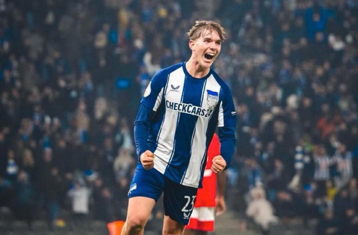 德媒:拜仁密切关注艾希霍恩,赫塔希望将解约金提高至2000万