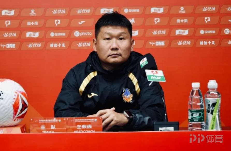 博主:38岁前国脚刘建业与中超升班马重庆铜梁龙达成执教协议