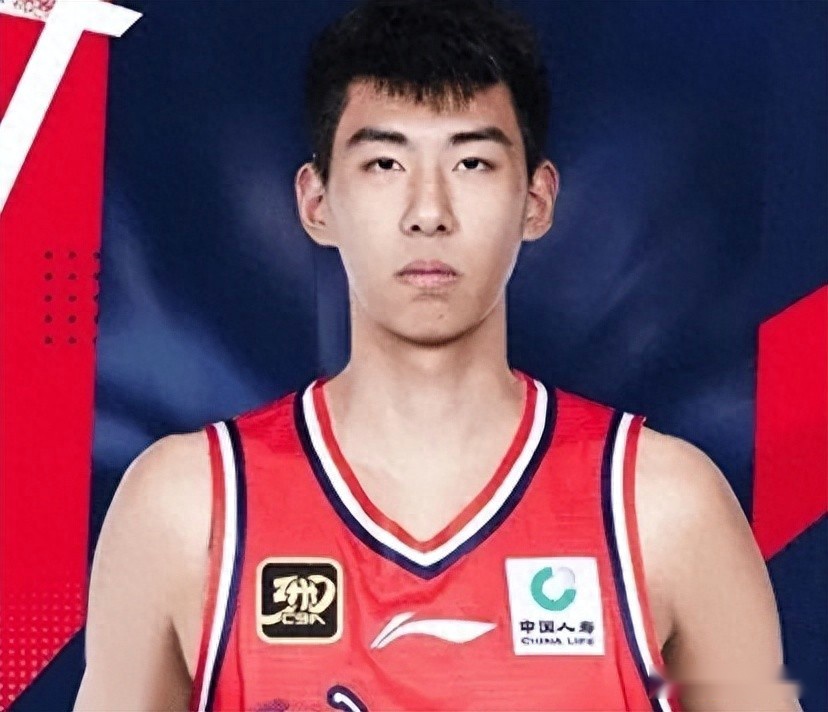 广州真会用徐昕!连爆三场逐渐打成本土球员一哥,攻守全能发挥!