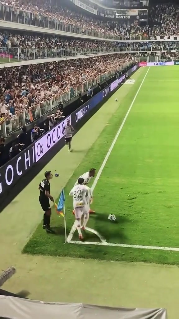 怎么内马尔的彩虹过人跟我一样看到他第二下都没做出来有点难受