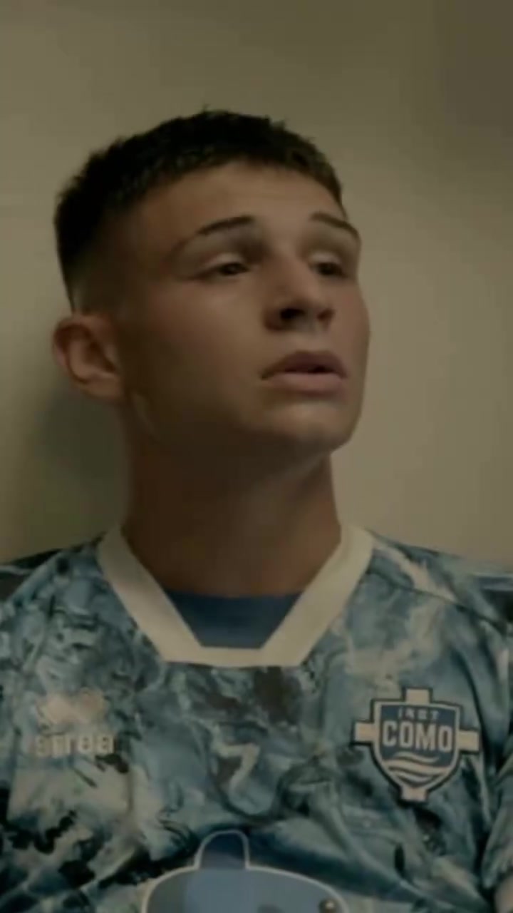 暴脾气名场面法布雷加斯更衣室暴怒