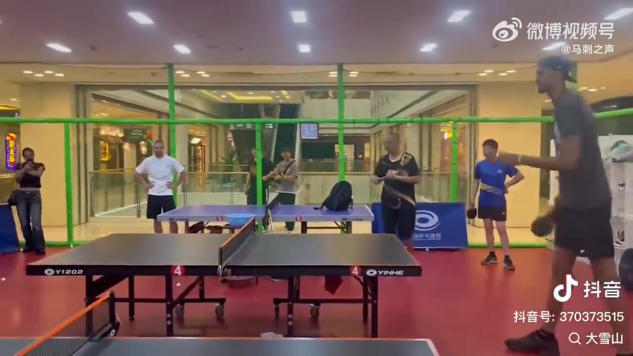 不是我说文班亚马这乒乓球技术很多吧友都打不过他吧