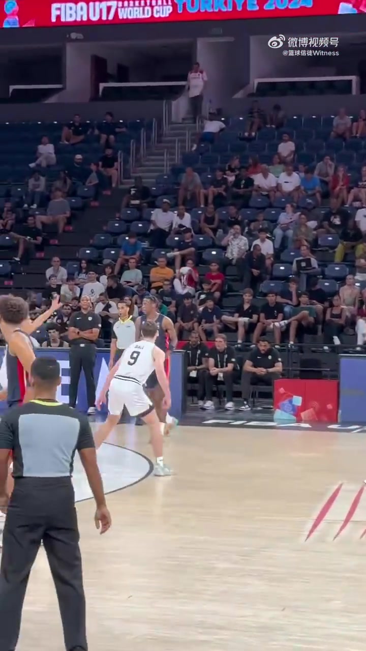 26年状元热门AJ Dybantsa这隔扣也太轻松了吧