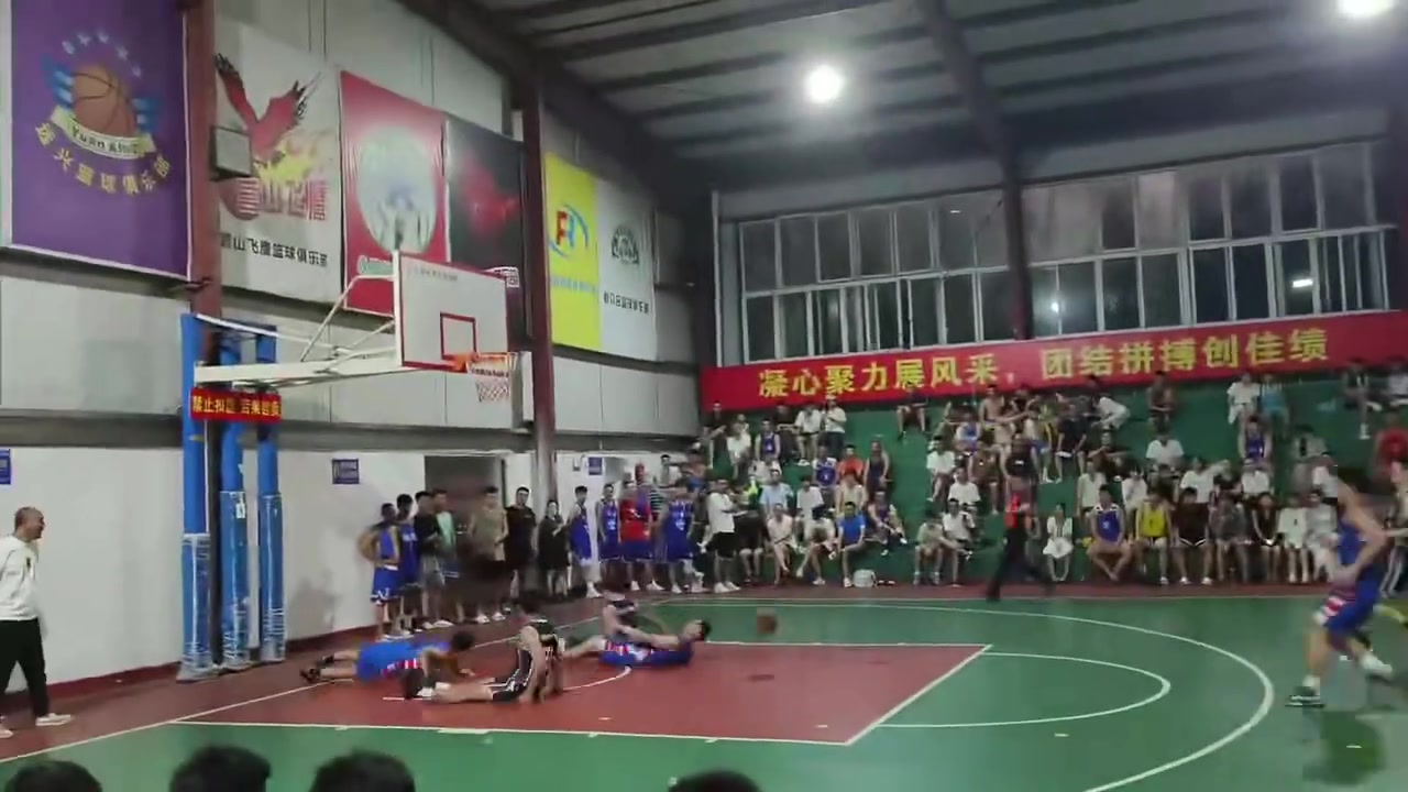 电视剧也不敢这么演一场比赛出现这么多库里致敬库里