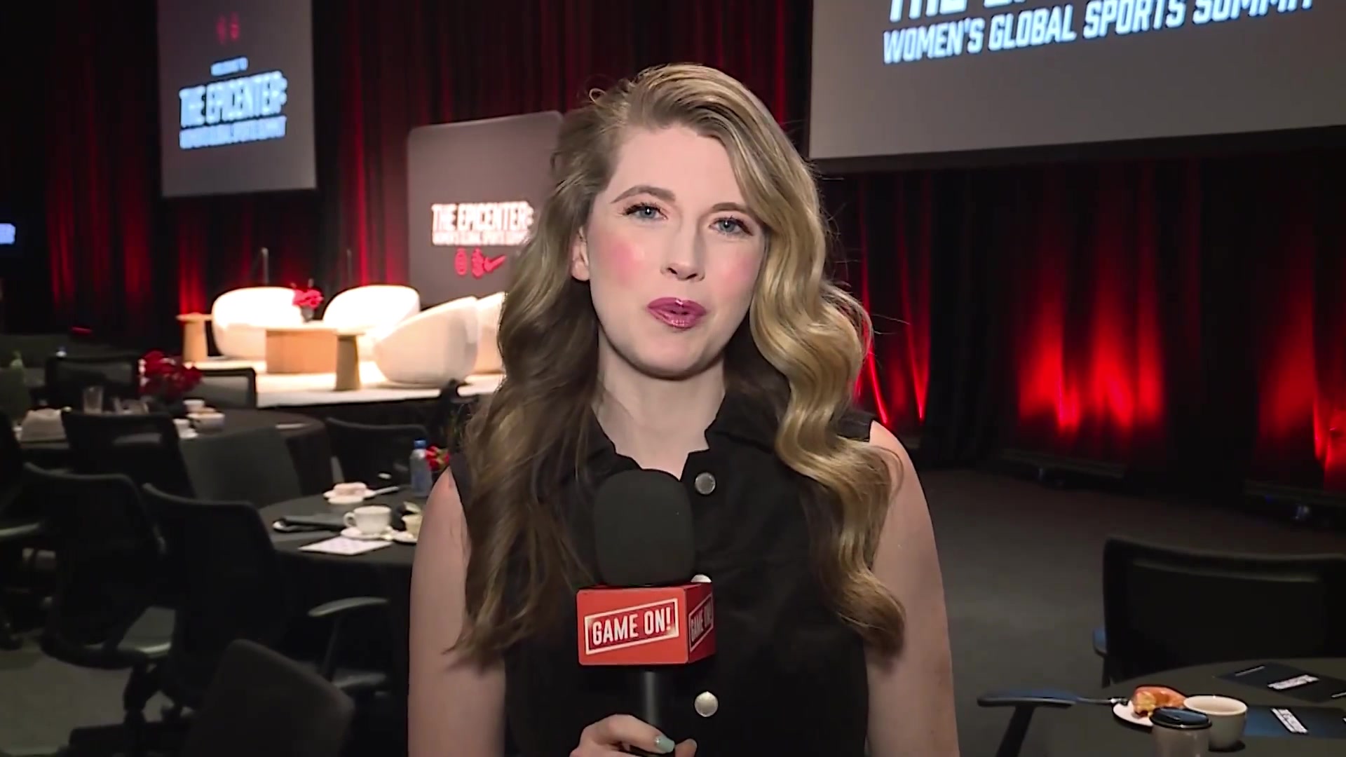 金发碧眼开拓者美女队记格林这报道我是一个字都没听进去啊