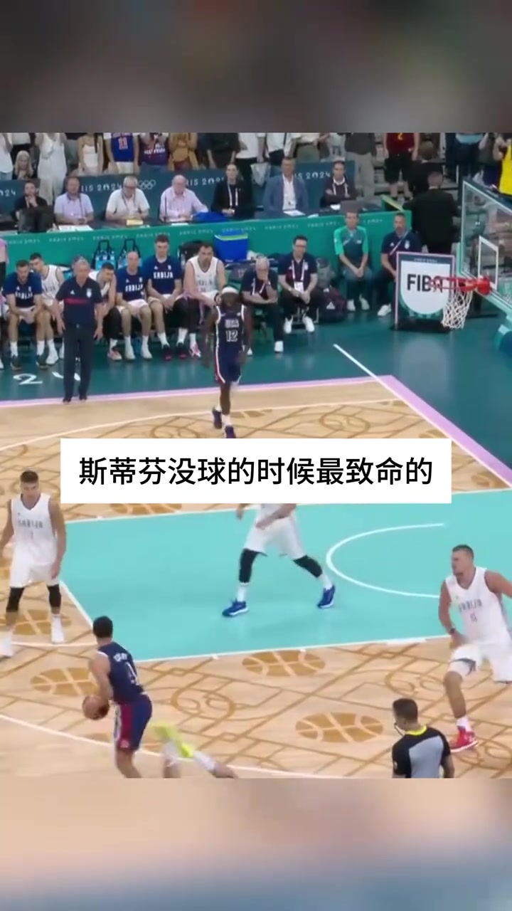 老詹认为无球的库里最难搞 防他太让人难受了