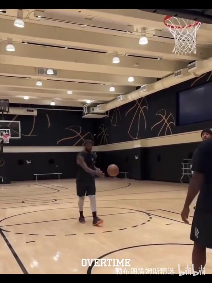 恢复神速欧文可以进行简单投篮训练了