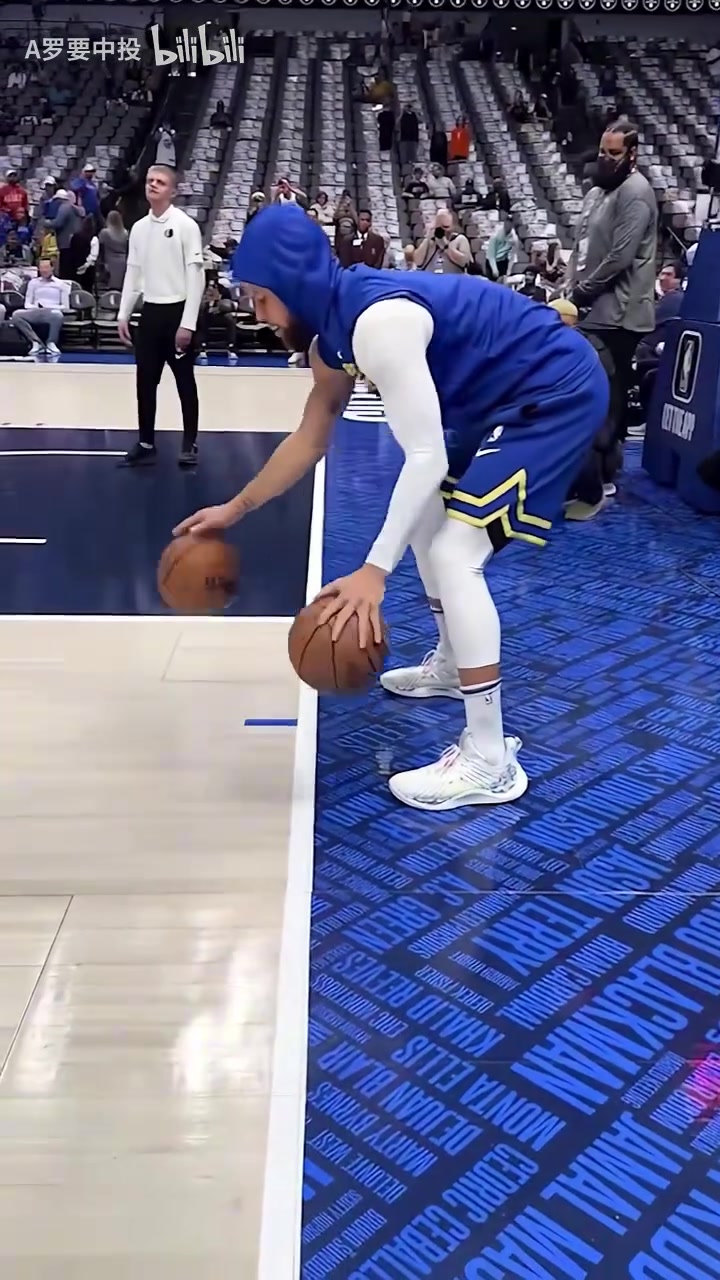 历史级别的控运库里运球训练合集简直就像会魔法一样