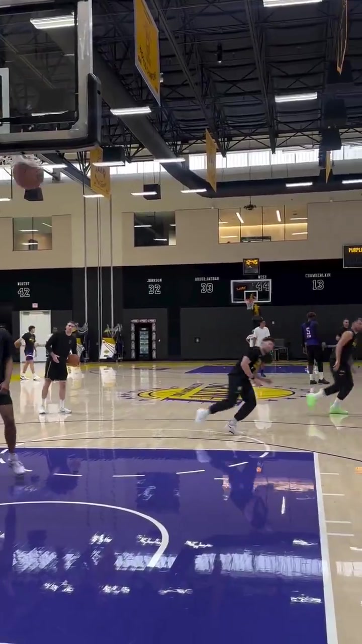 东契奇今日份三分训练这状态看上去相当不错啊