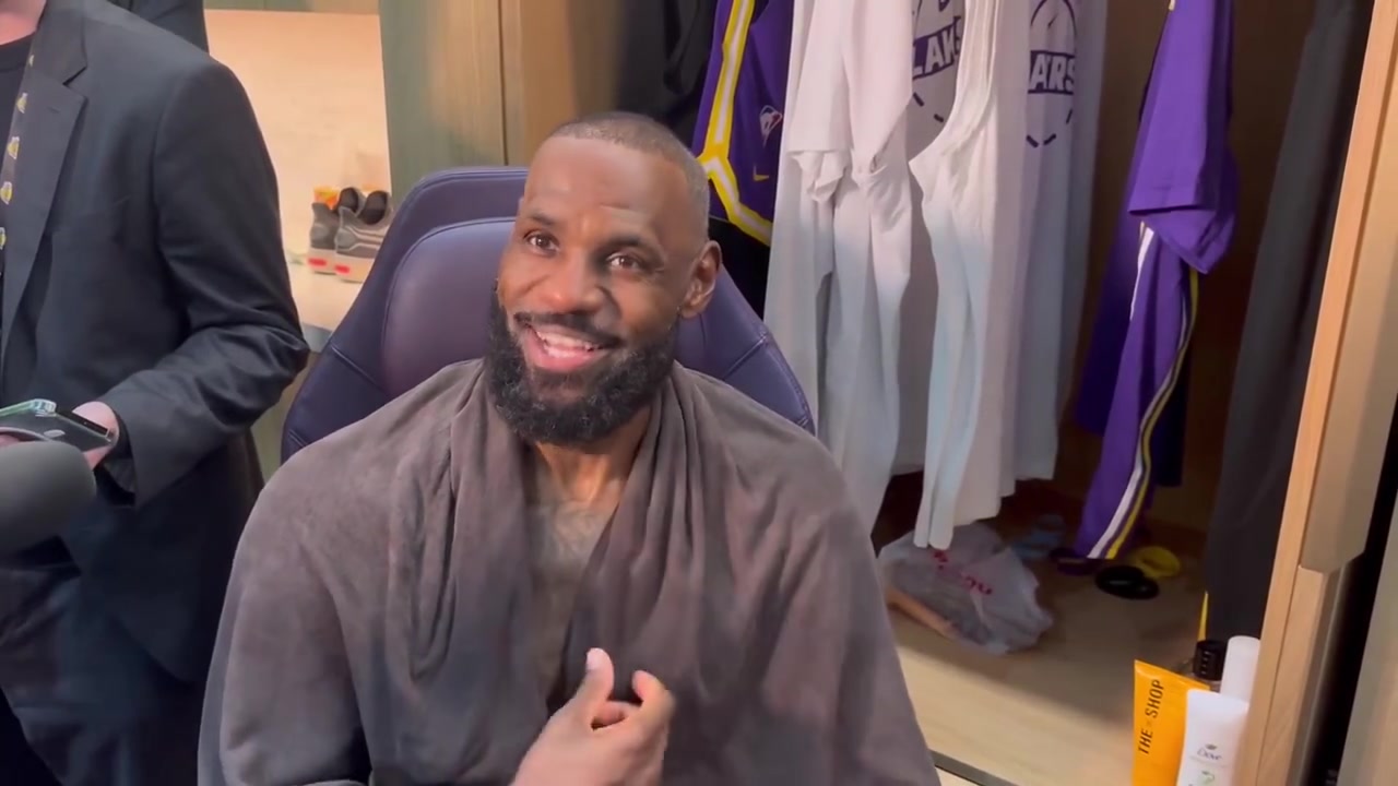 詹姆斯昨天背靠背首战没打这就叫老了