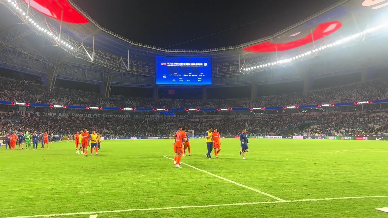 牛志明终结对阵申花连败客场带走一分替补球员还在场上加练