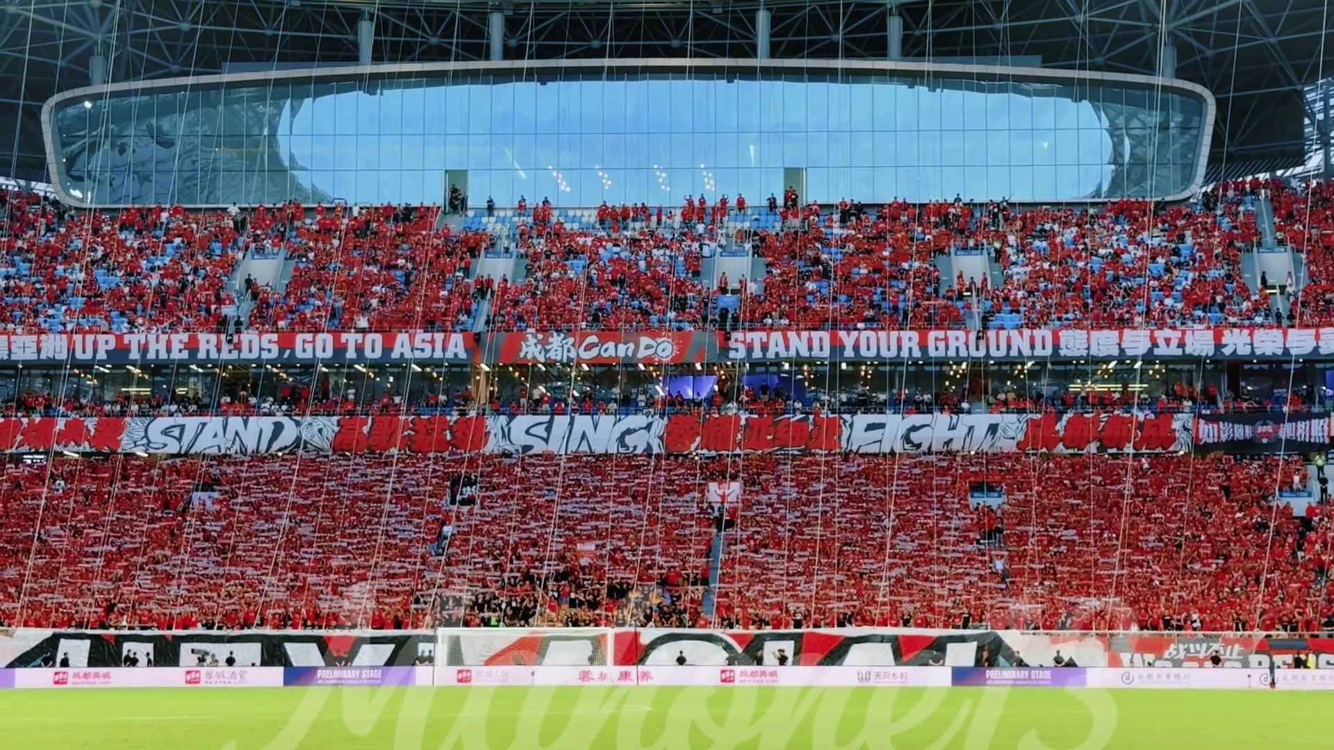 成都蓉城Tifo出来的那一刻鸡皮疙瘩都起来了