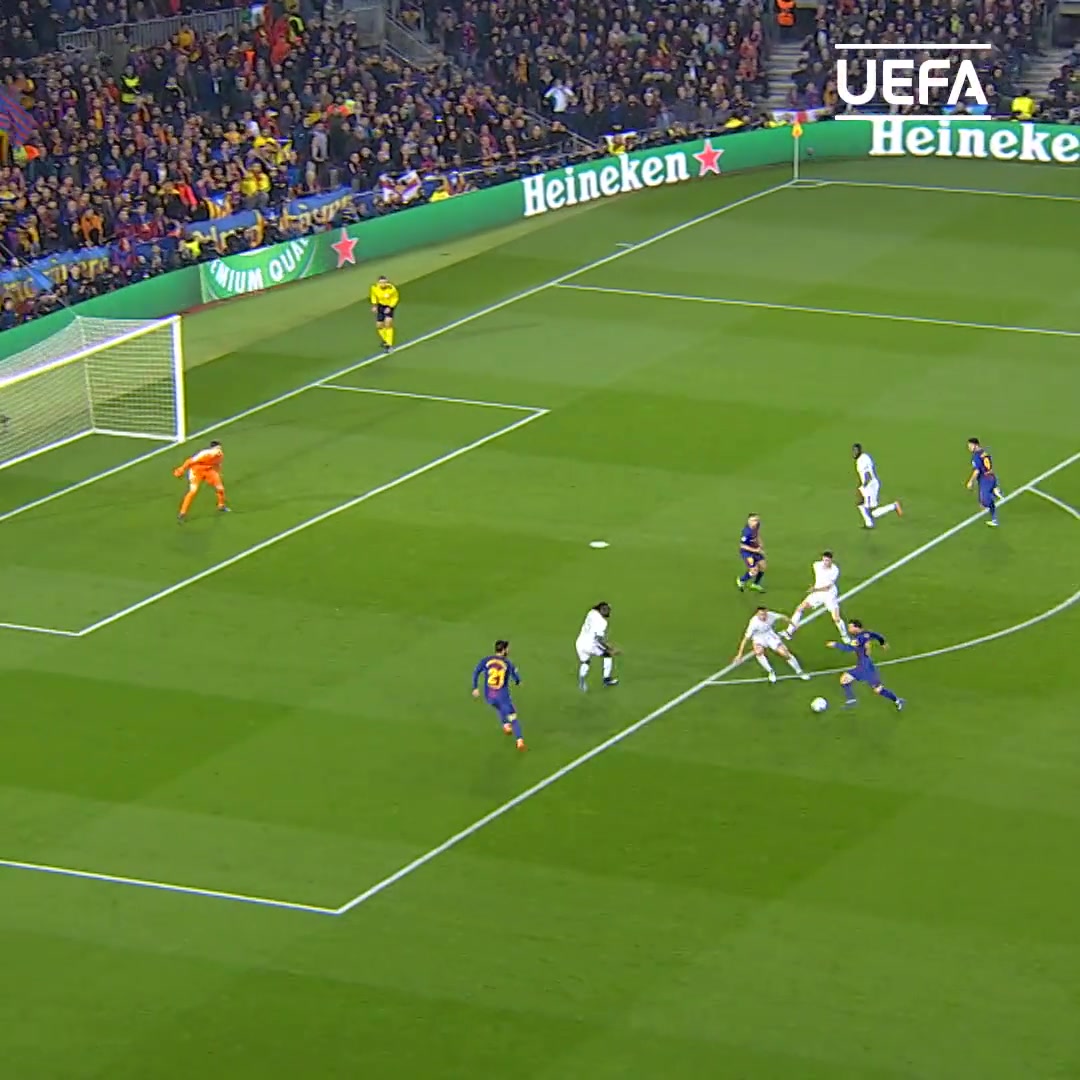 7年啦梅西欧冠生涯的第100粒进球