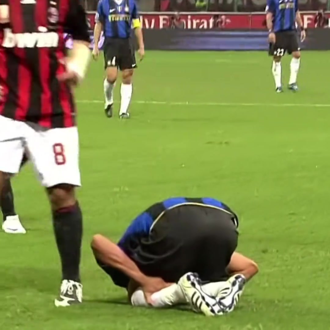 米兰球迷比赛越激烈他就越兴奋