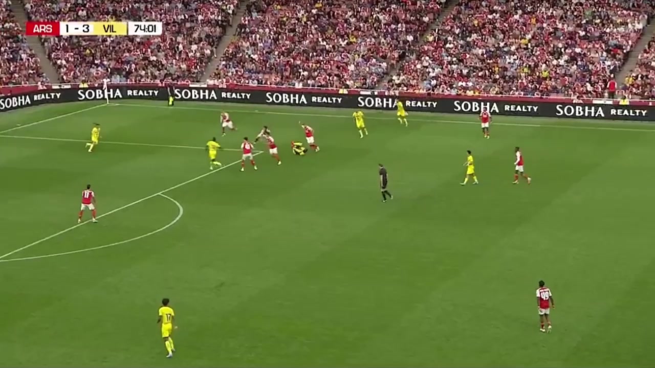 枪手15岁小将道曼造点厄德高主罚点球轻松打进