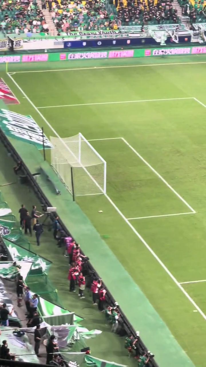 不离不弃工体现场实拍御林军死忠看台高喊跟丫死磕