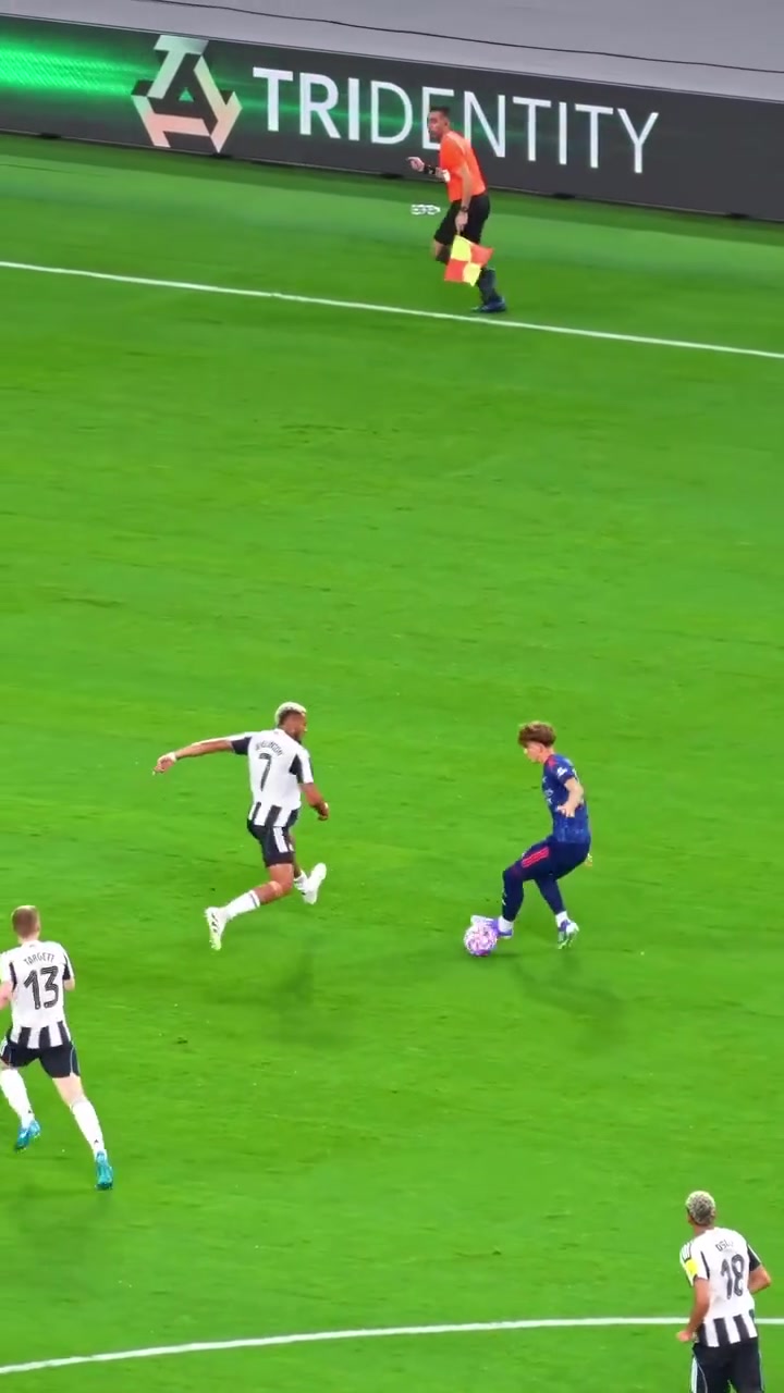 未来可期高清慢镜头欣赏枪手15岁小将道曼的精彩发挥