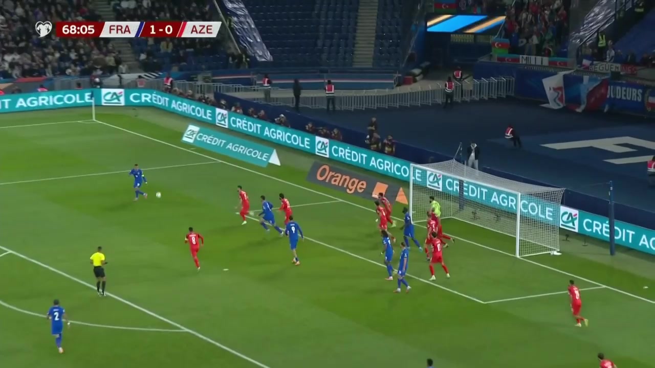 法国2-0领先姆巴佩禁区内传中助攻拉比奥特头球破门