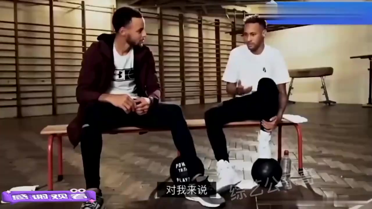 内马尔被问梅西和C罗你觉得谁更厉害他耿直回答库里惊呆库里