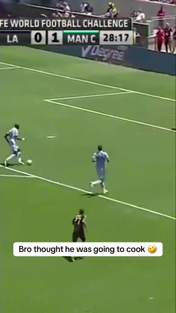 重温巴神逆天名场面哲科一脸懵逼曼奇尼暴怒换人