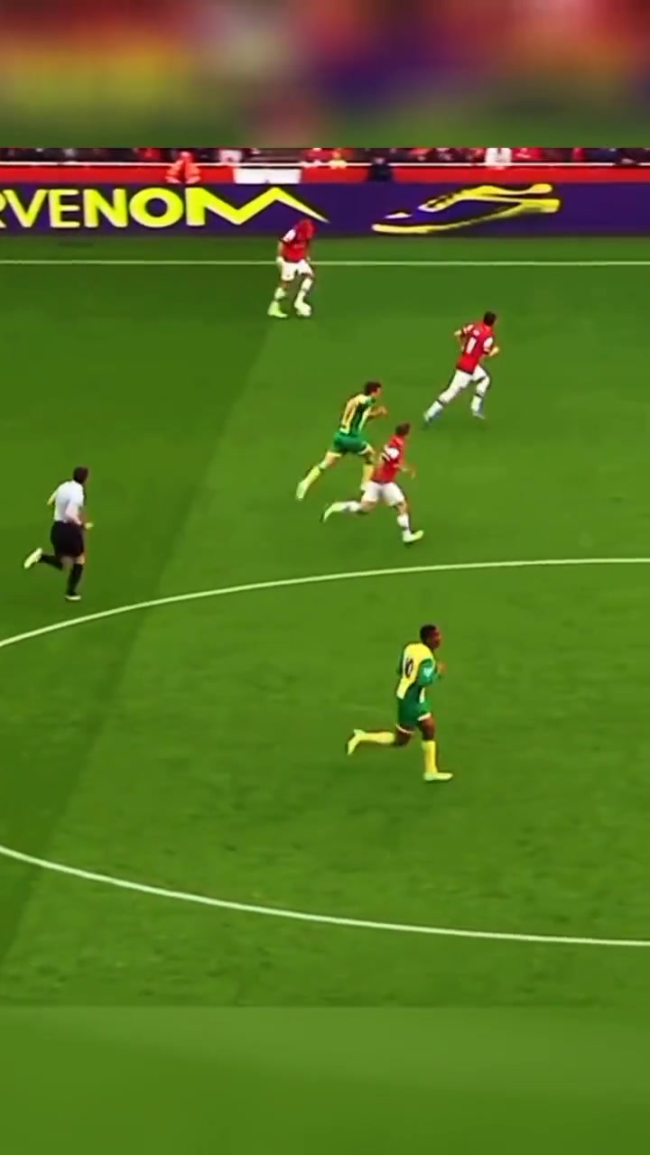 令人窒息的绝妙团队配合阿森纳这球简直就是美丽足球巅峰之作