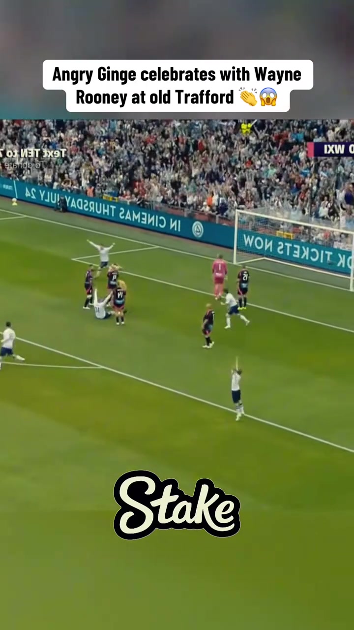 大水冲了龙王庙慈善赛上鲁尼攻破了范德萨把守的大门