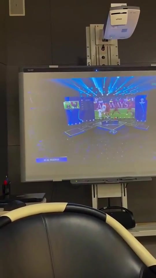 绝世好签欧冠抽到皇马阿拉木图凯拉特球员狂欢庆祝