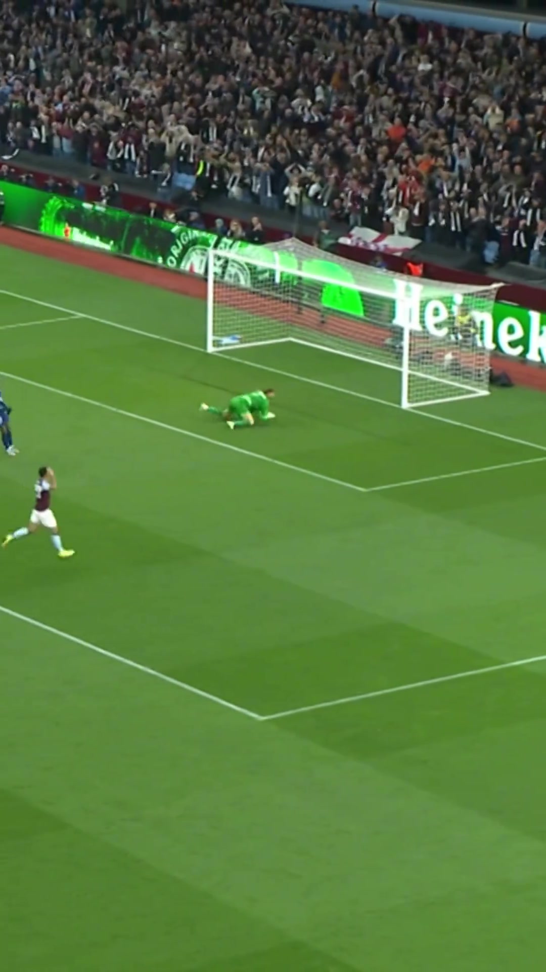 蓝月亮新的守护神给你欧冠冠军级守护