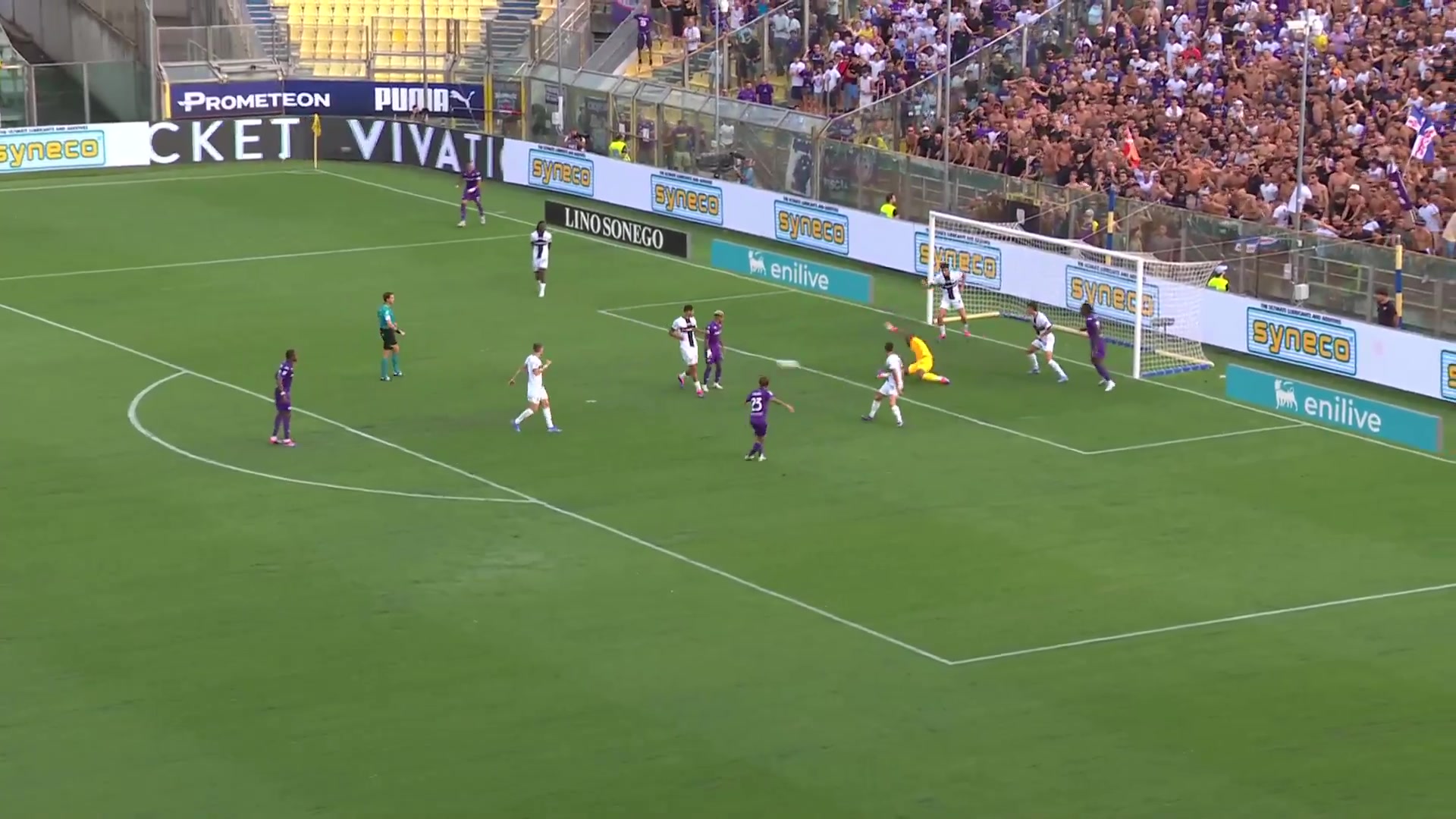 奥纳纳PLUS日媒将铃木彩艳称之为日本代表の守護神