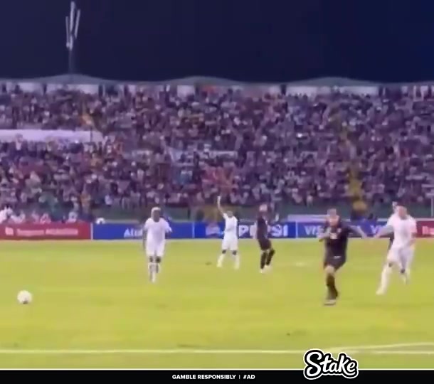 老年苏亚雷斯冲刺画面引外网球迷感慨想跑但身体跑不动了